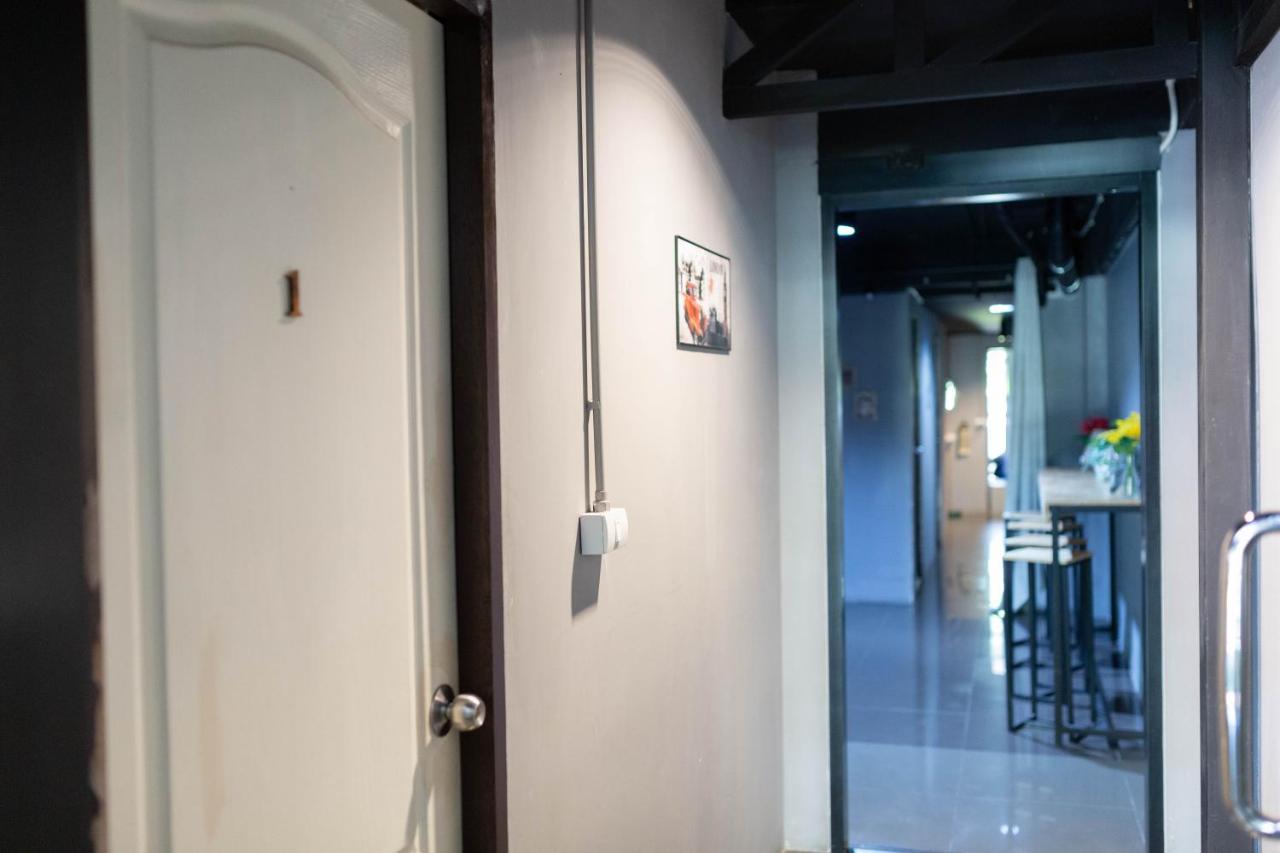 La Belle Nuit House Hostel Τσιάνγκ Μάι Εξωτερικό φωτογραφία