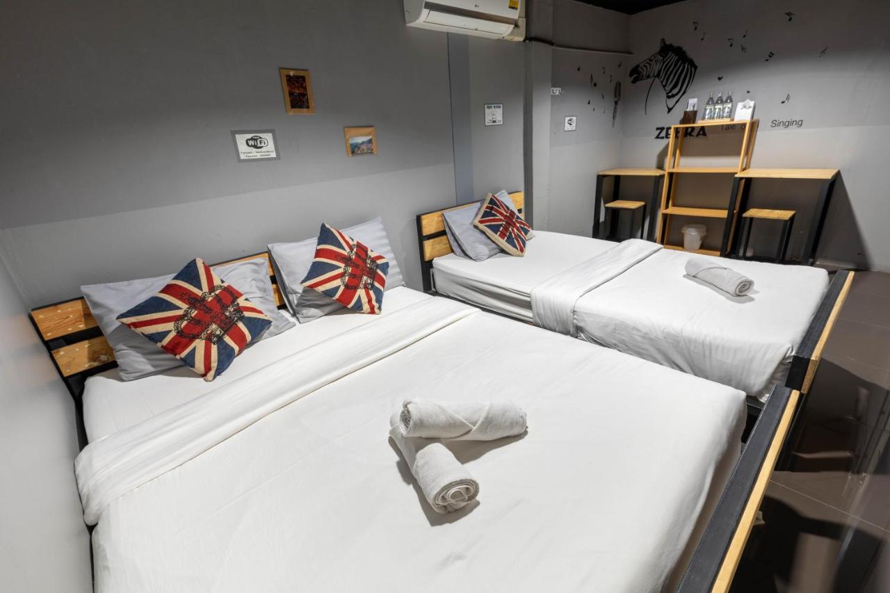 La Belle Nuit House Hostel Τσιάνγκ Μάι Εξωτερικό φωτογραφία