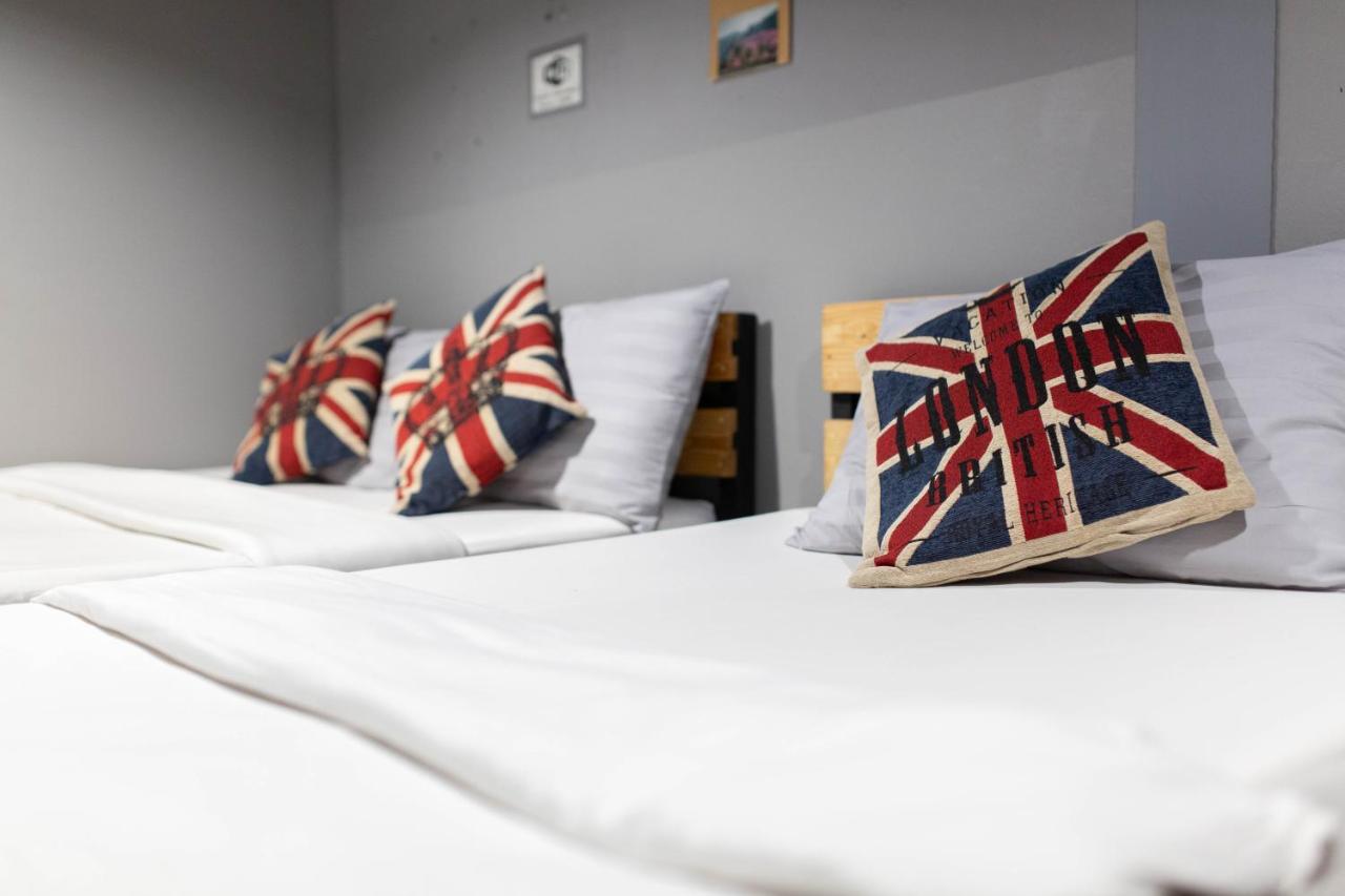 La Belle Nuit House Hostel Τσιάνγκ Μάι Εξωτερικό φωτογραφία
