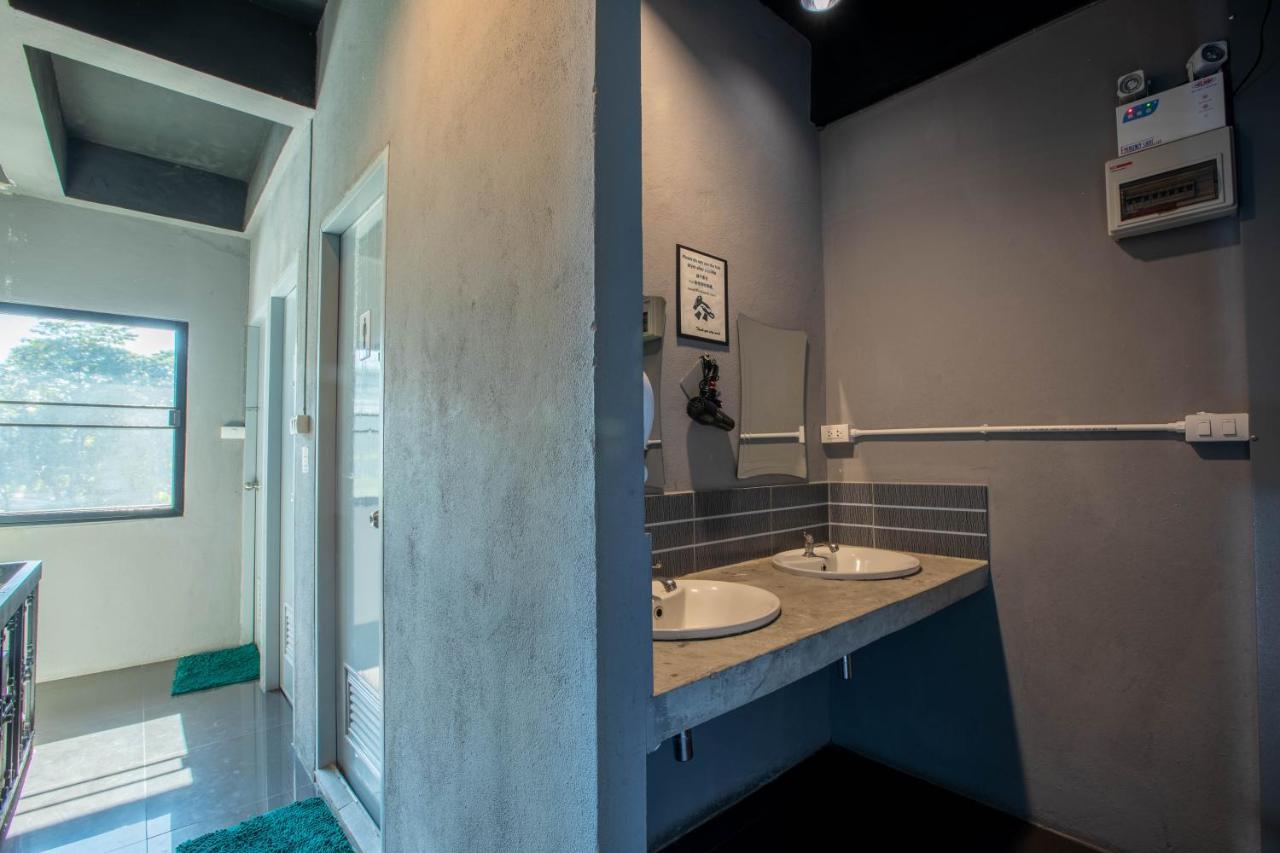 La Belle Nuit House Hostel Τσιάνγκ Μάι Εξωτερικό φωτογραφία