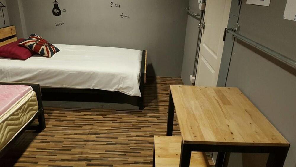 La Belle Nuit House Hostel Τσιάνγκ Μάι Εξωτερικό φωτογραφία