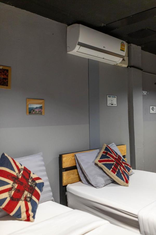 La Belle Nuit House Hostel Τσιάνγκ Μάι Εξωτερικό φωτογραφία